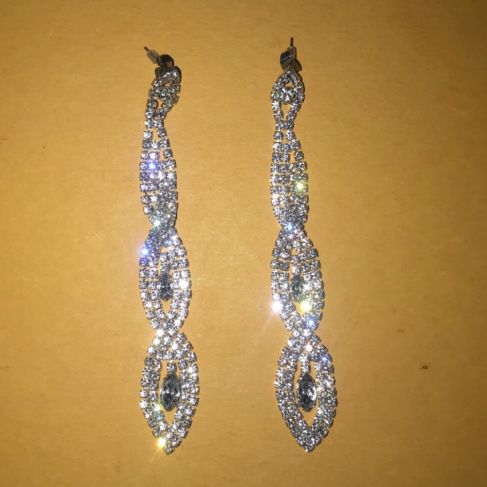 Earrings - Picture 2 of 3